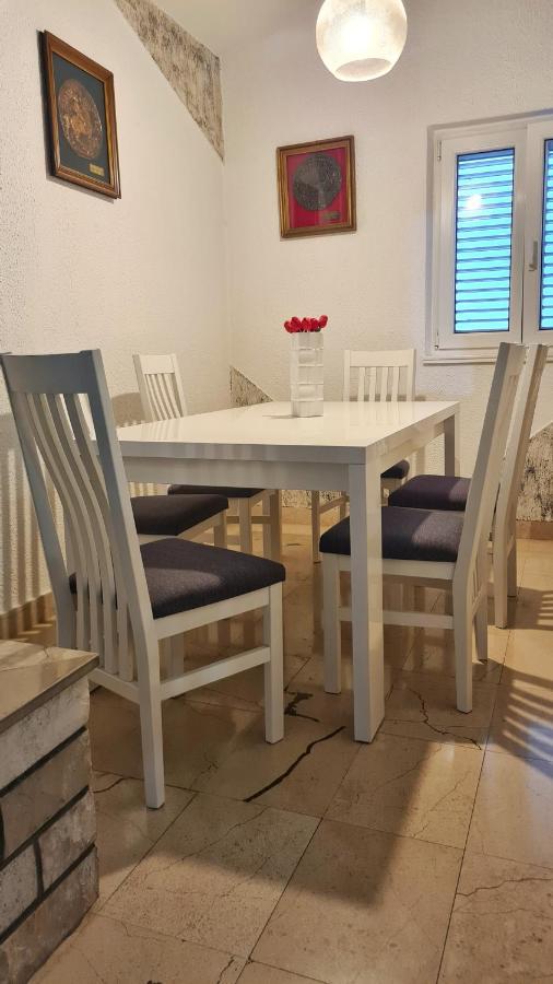 Apartment Navita Makarska Exterior photo